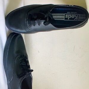 Classic black leather low top keds sneakers